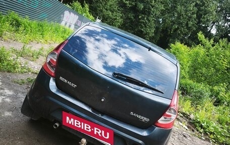 Renault Sandero I, 2010 год, 240 000 рублей, 2 фотография