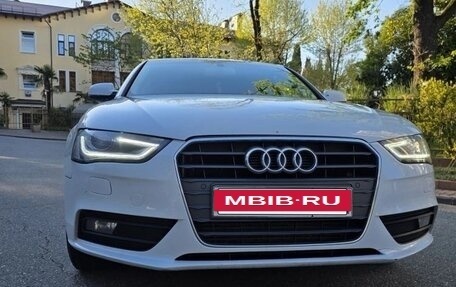 Audi A4, 2013 год, 1 390 000 рублей, 3 фотография