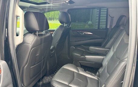 Cadillac Escalade IV, 2016 год, 3 850 000 рублей, 26 фотография