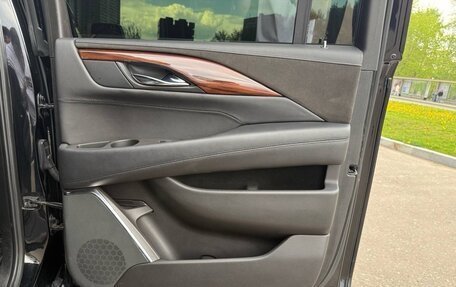 Cadillac Escalade IV, 2016 год, 3 850 000 рублей, 24 фотография