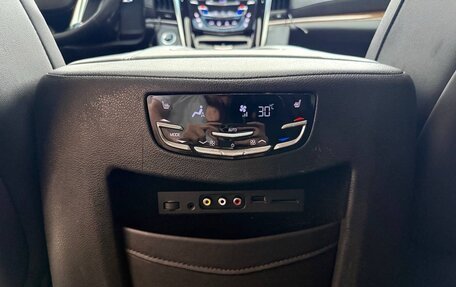Cadillac Escalade IV, 2016 год, 3 850 000 рублей, 27 фотография