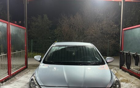 Hyundai Solaris II рестайлинг, 2011 год, 820 000 рублей, 1 фотография
