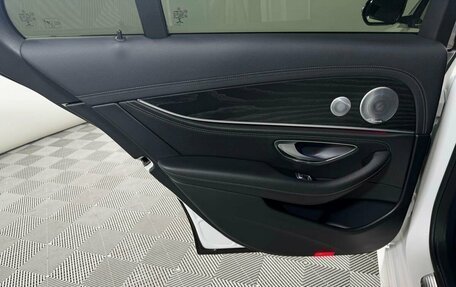 Mercedes-Benz E-Класс, 2019 год, 3 599 000 рублей, 10 фотография