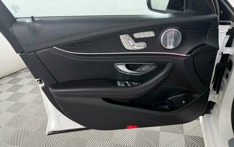 Mercedes-Benz E-Класс, 2019 год, 3 599 000 рублей, 9 фотография