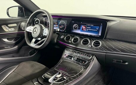 Mercedes-Benz E-Класс, 2019 год, 3 599 000 рублей, 14 фотография