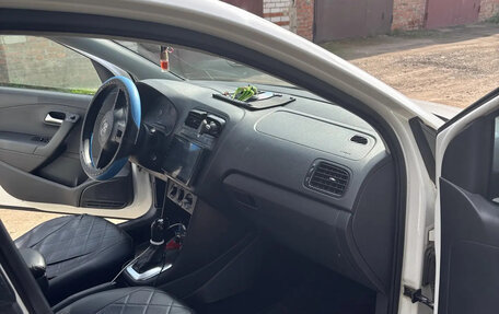 Volkswagen Polo VI (EU Market), 2012 год, 700 000 рублей, 9 фотография