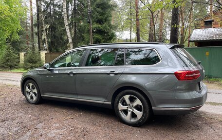 Volkswagen Passat B8 рестайлинг, 2017 год, 1 450 000 рублей, 4 фотография