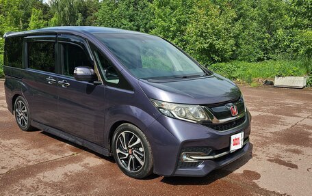 Honda Stepwgn IV, 2015 год, 2 250 000 рублей, 2 фотография