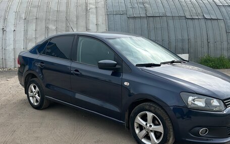 Volkswagen Polo VI (EU Market), 2011 год, 630 000 рублей, 2 фотография