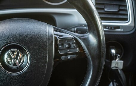Volkswagen Touareg III, 2015 год, 3 200 000 рублей, 18 фотография