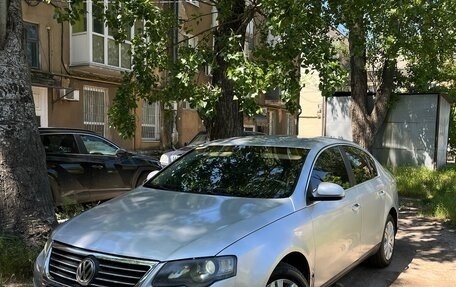 Volkswagen Passat B6, 2008 год, 620 000 рублей, 2 фотография