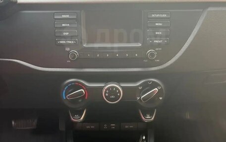 KIA Rio IV, 2019 год, 1 600 000 рублей, 13 фотография