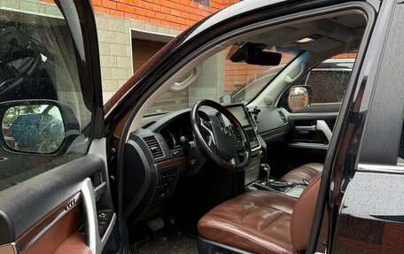 Toyota Land Cruiser 200, 2017 год, 6 500 000 рублей, 5 фотография