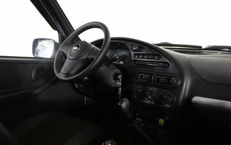 Chevrolet Niva I рестайлинг, 2012 год, 459 990 рублей, 11 фотография