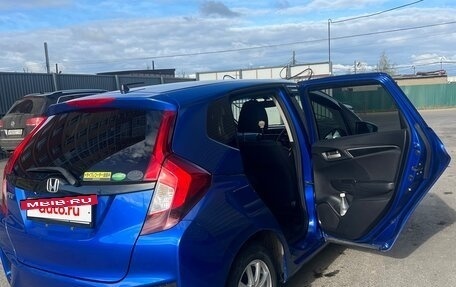 Honda Fit III, 2013 год, 850 000 рублей, 17 фотография