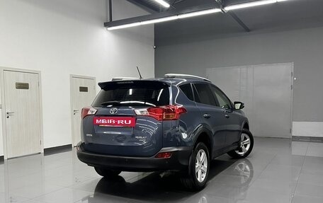 Toyota RAV4, 2013 год, 1 745 000 рублей, 2 фотография