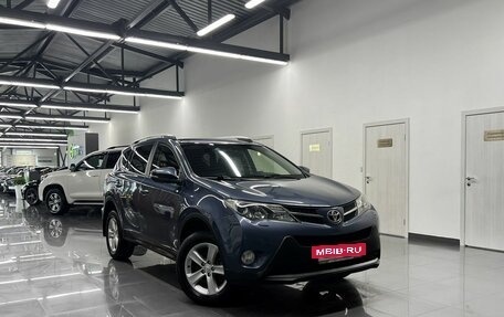 Toyota RAV4, 2013 год, 1 745 000 рублей, 5 фотография
