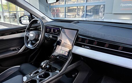 Geely Atlas, 2024 год, 2 765 000 рублей, 9 фотография