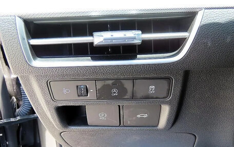 Hyundai Sonata VIII, 2025 год, 3 030 013 рублей, 13 фотография