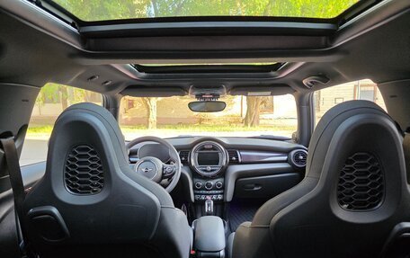 MINI Hatch, 2021 год, 4 200 000 рублей, 23 фотография