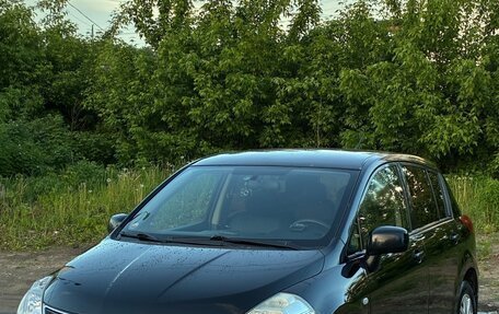Nissan Tiida, 2010 год, 720 000 рублей, 3 фотография
