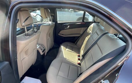 Mercedes-Benz E-Класс, 2010 год, 1 999 000 рублей, 6 фотография