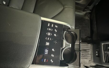 Toyota Camry, 2021 год, 3 200 000 рублей, 11 фотография