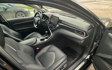 Toyota Camry, 2021 год, 3 200 000 рублей, 9 фотография
