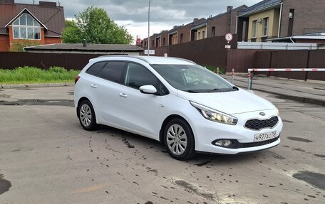 KIA cee'd III, 2012 год, 999 999 рублей, 3 фотография