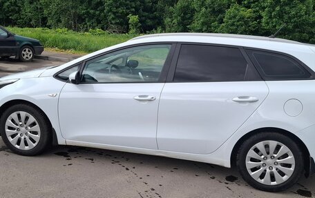 KIA cee'd III, 2012 год, 999 999 рублей, 10 фотография