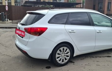 KIA cee'd III, 2012 год, 999 999 рублей, 5 фотография