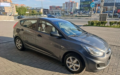Hyundai Solaris II рестайлинг, 2012 год, 840 000 рублей, 9 фотография