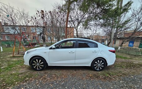 KIA Rio IV, 2019 год, 1 300 000 рублей, 3 фотография