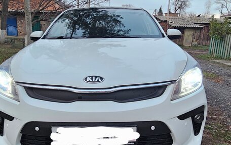 KIA Rio IV, 2019 год, 1 300 000 рублей, 5 фотография