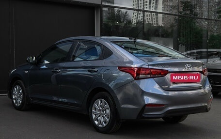 Hyundai Solaris II рестайлинг, 2018 год, 1 000 000 рублей, 6 фотография