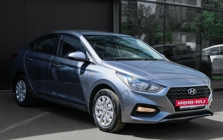Hyundai Solaris II рестайлинг, 2018 год, 1 000 000 рублей, 3 фотография