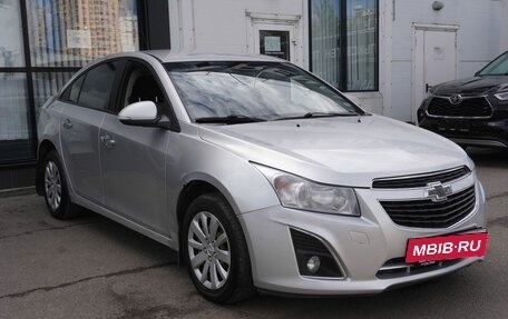 Chevrolet Cruze II, 2014 год, 841 000 рублей, 3 фотография