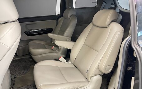 KIA Carnival III, 2019 год, 3 000 000 рублей, 8 фотография
