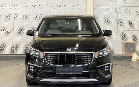 KIA Carnival III, 2019 год, 3 000 000 рублей, 5 фотография