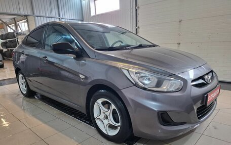 Hyundai Solaris II рестайлинг, 2013 год, 649 000 рублей, 2 фотография