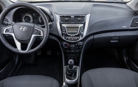 Hyundai Solaris II рестайлинг, 2013 год, 711 000 рублей, 7 фотография