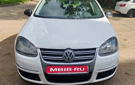 Volkswagen Jetta VI, 2008 год, 515 000 рублей, 1 фотография