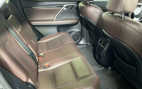 Lexus RX IV рестайлинг, 2020 год, 3 999 000 рублей, 13 фотография