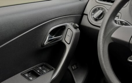 Volkswagen Polo VI (EU Market), 2012 год, 1 150 000 рублей, 18 фотография