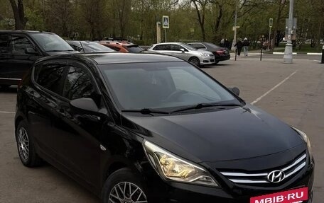 Hyundai Solaris II рестайлинг, 2014 год, 990 000 рублей, 4 фотография