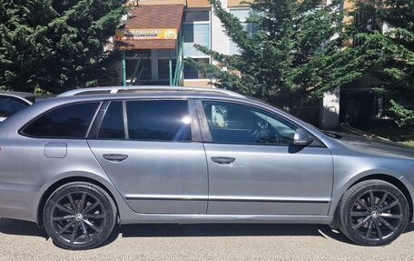 Skoda Superb III рестайлинг, 2012 год, 1 650 000 рублей, 4 фотография