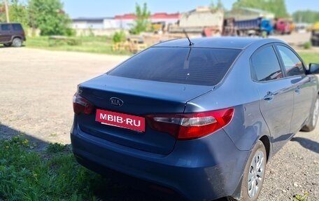 KIA Rio III рестайлинг, 2013 год, 860 000 рублей, 4 фотография