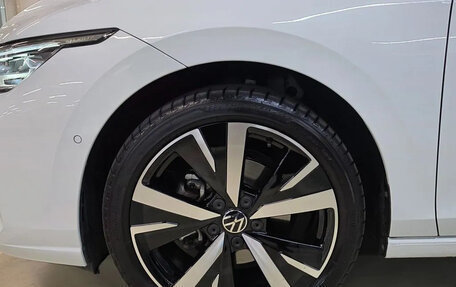 Volkswagen Golf VIII, 2023 год, 2 190 013 рублей, 18 фотография