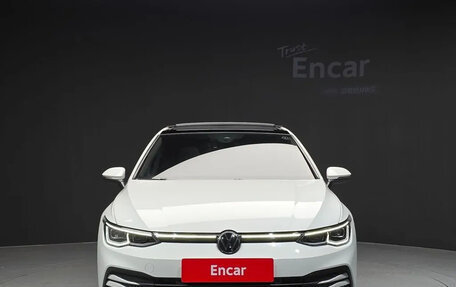 Volkswagen Golf VIII, 2022 год, 1 970 013 рублей, 2 фотография