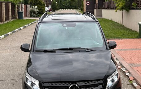 Mercedes-Benz Vito, 2016 год, 3 650 000 рублей, 4 фотография